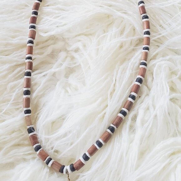 Men's Necklace. Brown Coco White 2 Black Heishe Puka Wooden Necklace. 🌴 - Picture 6 of 6